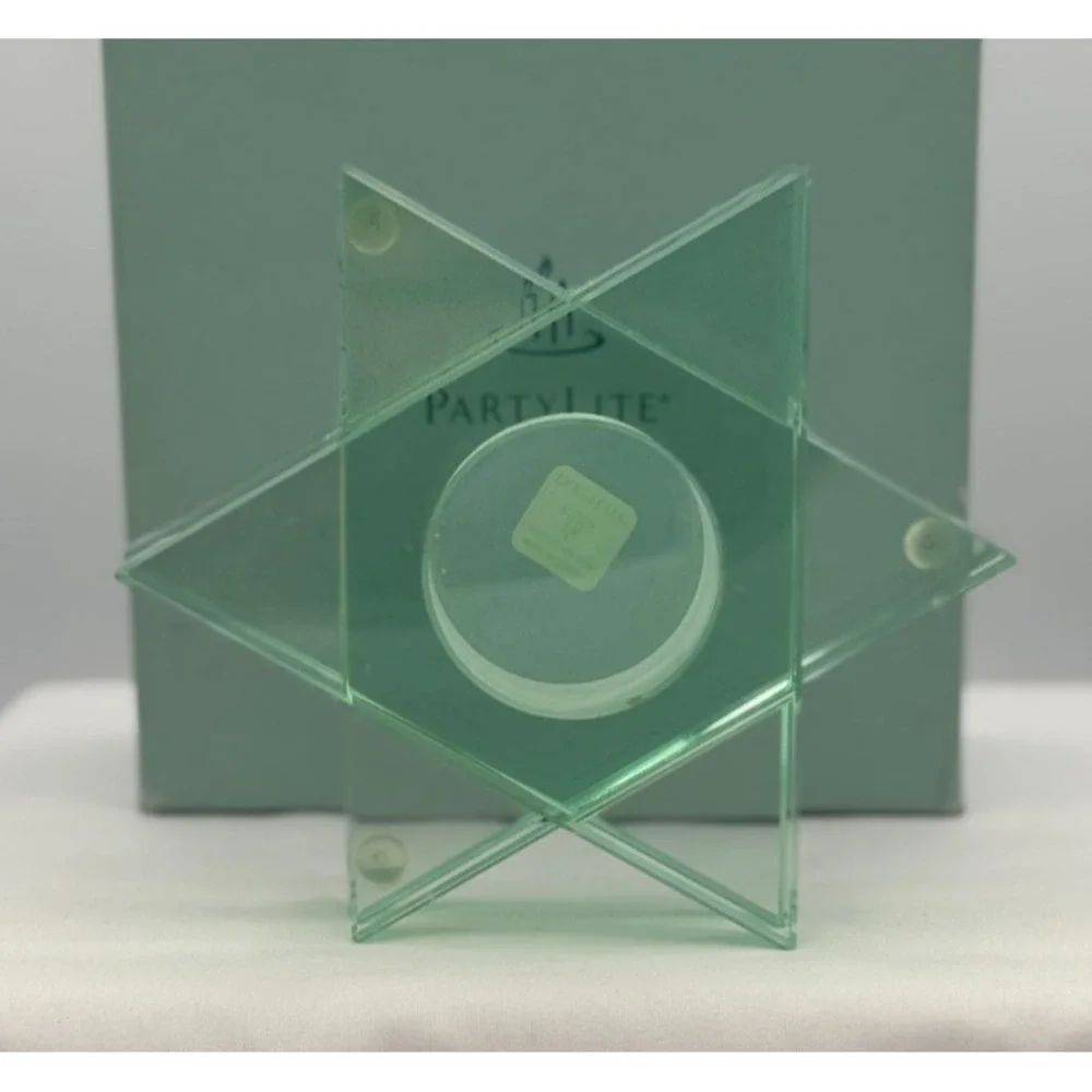 Partylite P8265 Stratus Star Clear / Green Star Tea Light Holder - NEW Open Box